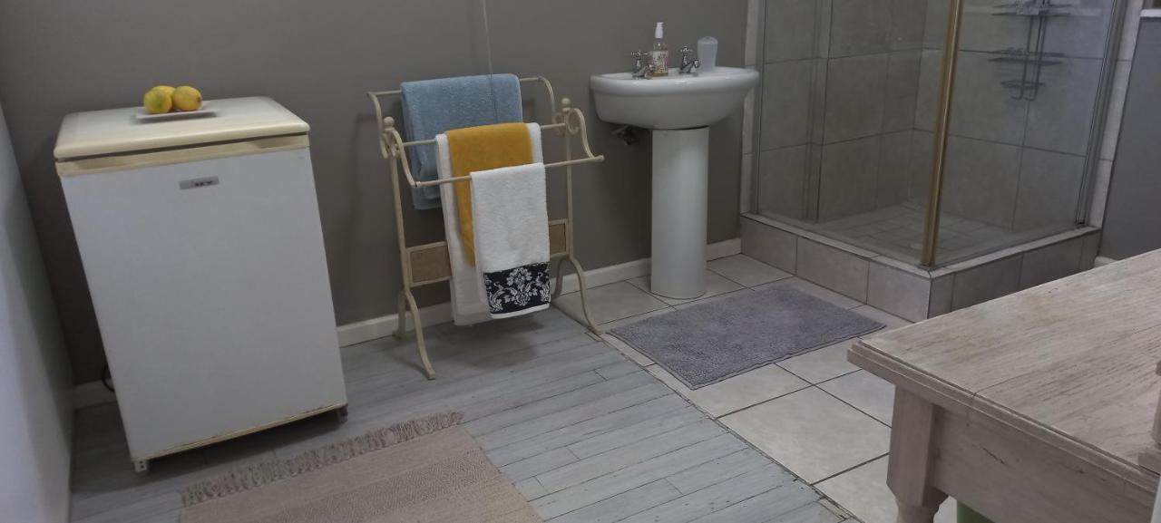 Peony Luxury Room With Wifi And Own Entrance Stellenbosch Szoba fotó